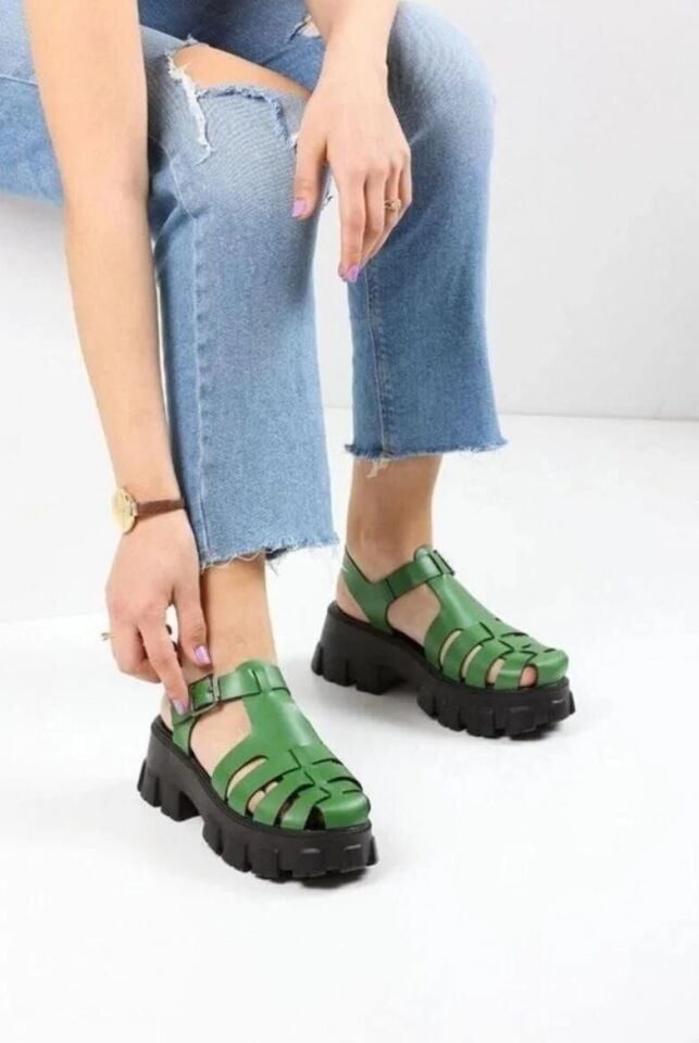 Kadın Yeşil Kafes Detaylı Rupa Sandalet