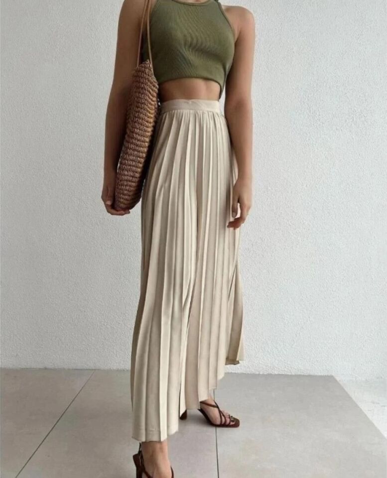 Krem Santa Pilise Rengi Etek