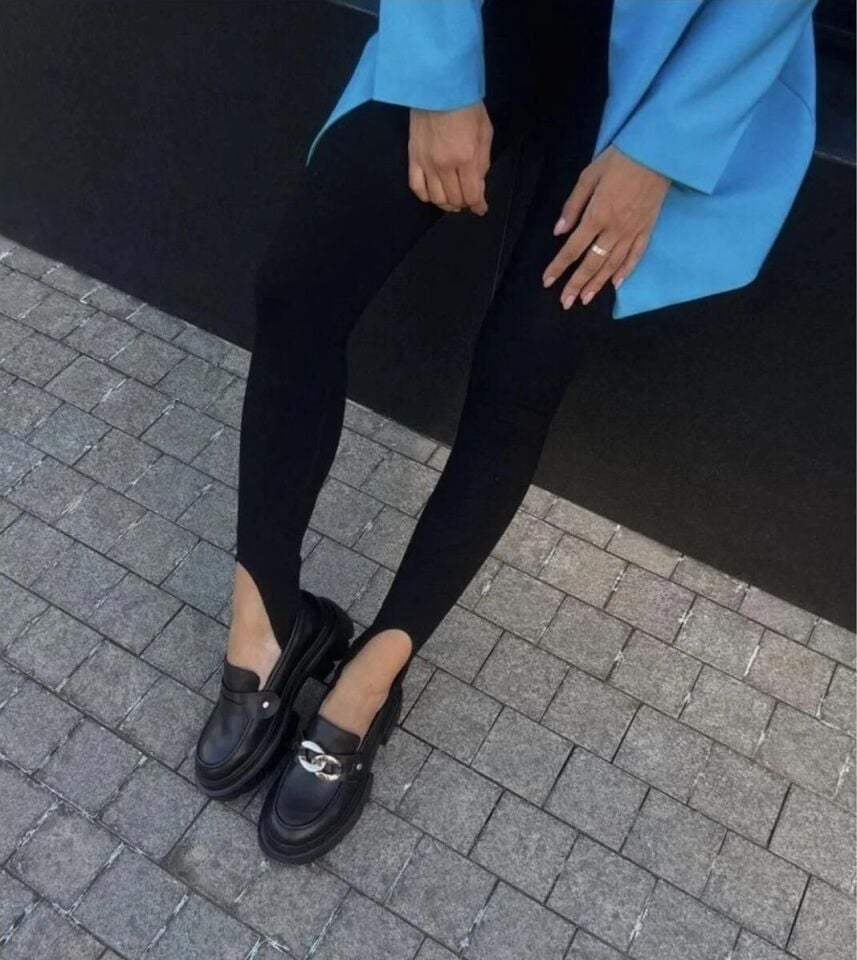 Latte Tak Çıkar Zincir Detaylı Kadın Ayakkabı Siyah