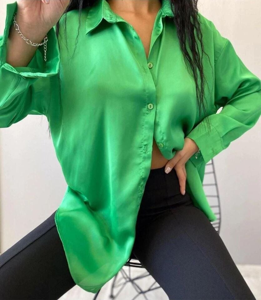 Yeşil Saten Gömlek