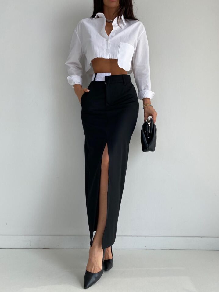 Siyah Çift Kemer Detaylı Önden Yırtmaçlı Etek