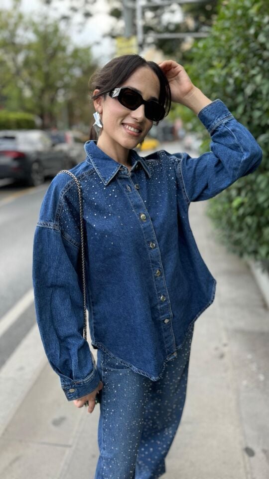 Mavi Zımba Ve Taş Detaylı Denim Gömlek