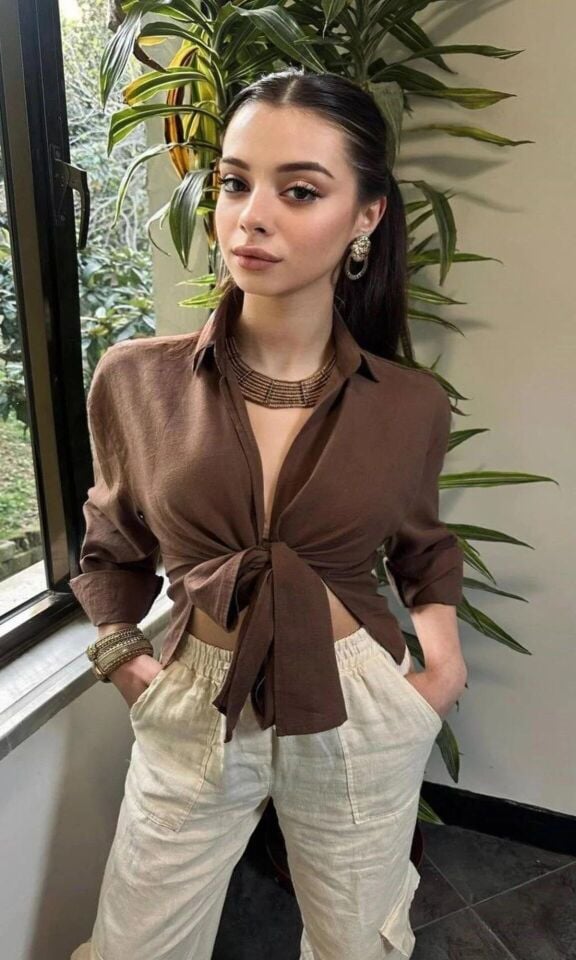 Kahverengi Keten Bağlamalı Gömlek