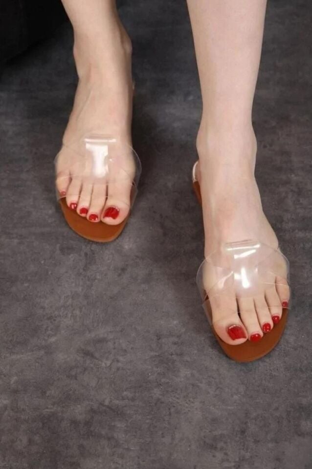 Kadın Şeffaf Terlik