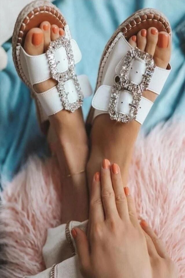 Beyaz Taşlı Kadın Blint Terlik